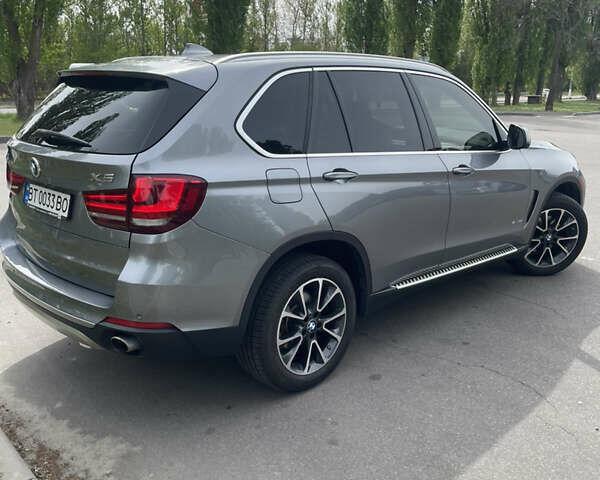Серый БМВ Х5, объемом двигателя 3 л и пробегом 166 тыс. км за 24500 $, фото 5 на Automoto.ua