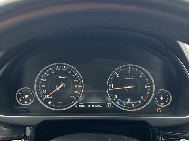 Серый БМВ Х5, объемом двигателя 3 л и пробегом 260 тыс. км за 30999 $, фото 6 на Automoto.ua