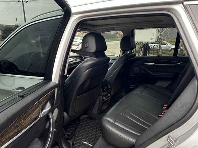 Серый БМВ Х5, объемом двигателя 3 л и пробегом 260 тыс. км за 30999 $, фото 7 на Automoto.ua