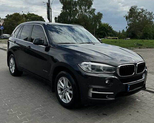 Сірий БМВ Х5, об'ємом двигуна 2 л та пробігом 150 тис. км за 23700 $, фото 1 на Automoto.ua