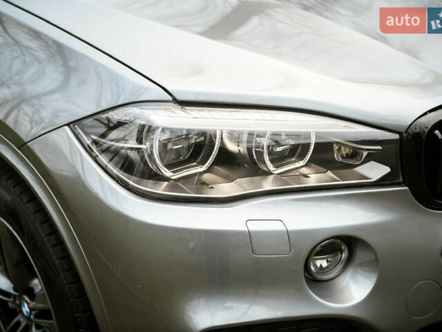 Серый БМВ Х5, объемом двигателя 2.99 л и пробегом 180 тыс. км за 37000 $, фото 4 на Automoto.ua