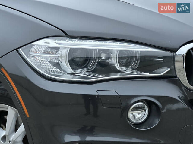 Серый БМВ Х5, объемом двигателя 3 л и пробегом 198 тыс. км за 25999 $, фото 28 на Automoto.ua