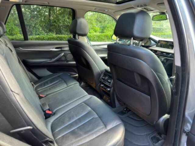 Серый БМВ Х5, объемом двигателя 3 л и пробегом 80 тыс. км за 12500 $, фото 14 на Automoto.ua