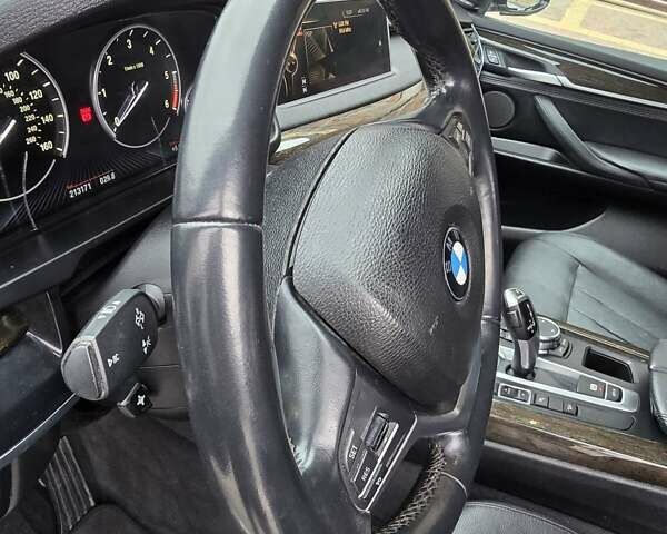 Сірий БМВ Х5, об'ємом двигуна 2.99 л та пробігом 214 тис. км за 25750 $, фото 27 на Automoto.ua