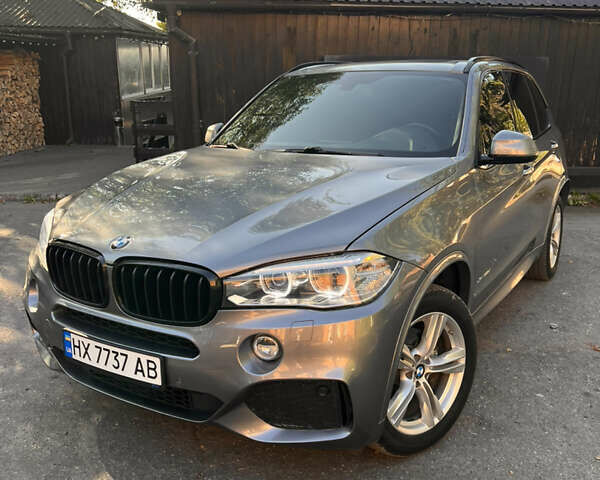Сірий БМВ Х5, об'ємом двигуна 2.99 л та пробігом 314 тис. км за 28000 $, фото 2 на Automoto.ua