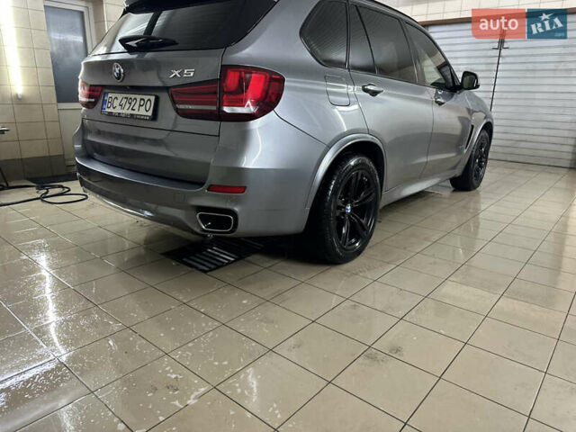 Сірий БМВ Х5, об'ємом двигуна 2.99 л та пробігом 140 тис. км за 38999 $, фото 6 на Automoto.ua