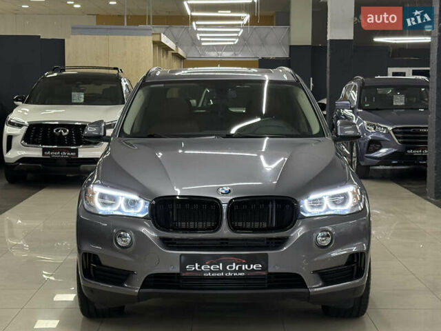 Серый БМВ Х5, объемом двигателя 2 л и пробегом 109 тыс. км за 29799 $, фото 3 на Automoto.ua