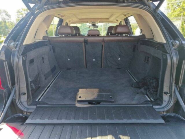 Серый БМВ Х5, объемом двигателя 3 л и пробегом 78 тыс. км за 14600 $, фото 10 на Automoto.ua