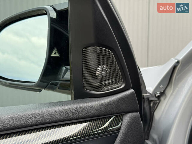 Сірий БМВ Х5, об'ємом двигуна 2 л та пробігом 218 тис. км за 25000 $, фото 6 на Automoto.ua