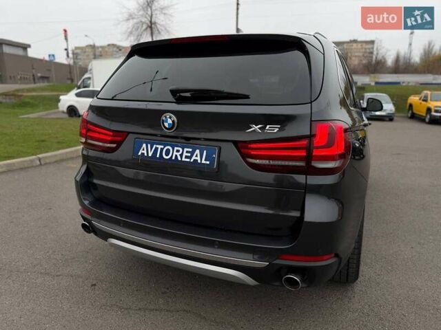 Серый БМВ Х5, объемом двигателя 2.98 л и пробегом 148 тыс. км за 25000 $, фото 26 на Automoto.ua