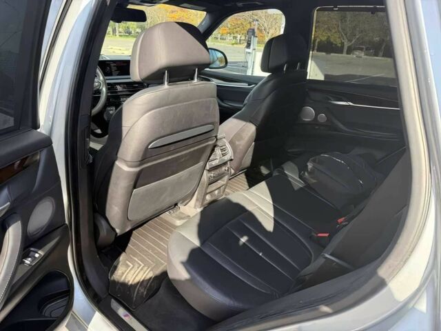 Сірий БМВ Х5, об'ємом двигуна 3 л та пробігом 78 тис. км за 16100 $, фото 9 на Automoto.ua