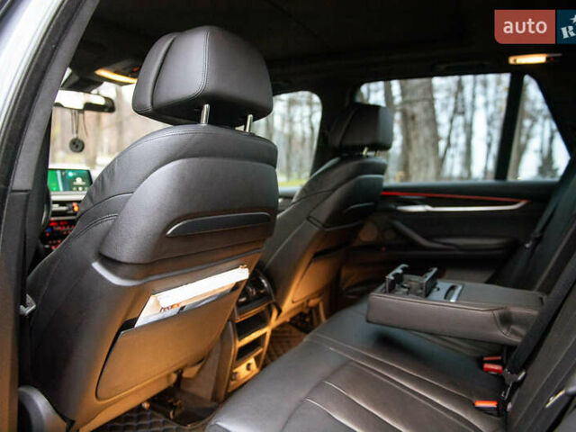 Серый БМВ Х5, объемом двигателя 2.99 л и пробегом 180 тыс. км за 37000 $, фото 27 на Automoto.ua