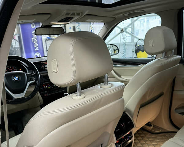 Сірий БМВ Х5, об'ємом двигуна 2.98 л та пробігом 162 тис. км за 24200 $, фото 14 на Automoto.ua