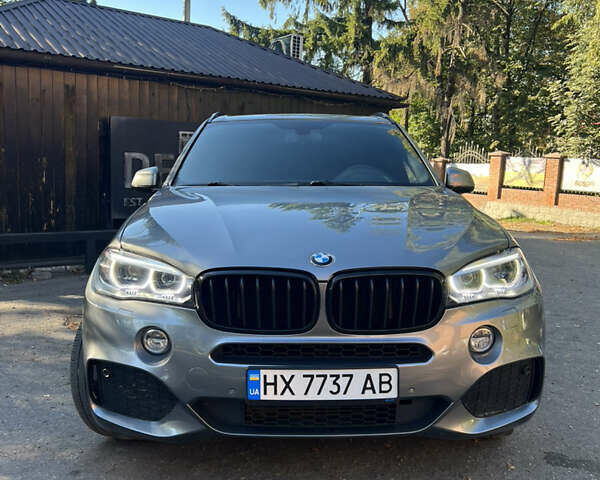 Сірий БМВ Х5, об'ємом двигуна 2.99 л та пробігом 314 тис. км за 28000 $, фото 5 на Automoto.ua