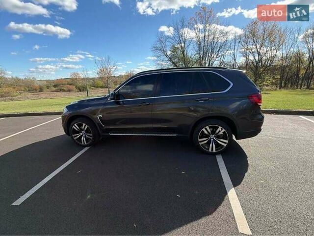 Серый БМВ Х5, объемом двигателя 2.98 л и пробегом 256 тыс. км за 25600 $, фото 2 на Automoto.ua