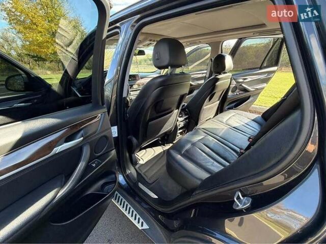 Серый БМВ Х5, объемом двигателя 2.98 л и пробегом 256 тыс. км за 25600 $, фото 10 на Automoto.ua