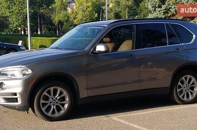 Серый БМВ Х5, объемом двигателя 2 л и пробегом 170 тыс. км за 23999 $, фото 7 на Automoto.ua