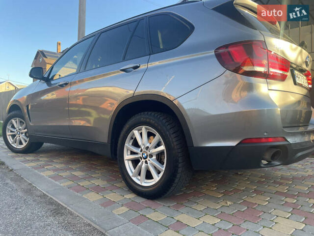 Серый БМВ Х5, объемом двигателя 2 л и пробегом 232 тыс. км за 24000 $, фото 20 на Automoto.ua