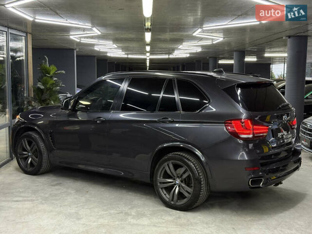 Серый БМВ Х5, объемом двигателя 2.98 л и пробегом 212 тыс. км за 22900 $, фото 9 на Automoto.ua