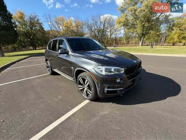 Серый БМВ Х5, объемом двигателя 2.98 л и пробегом 256 тыс. км за 25600 $, фото 4 на Automoto.ua