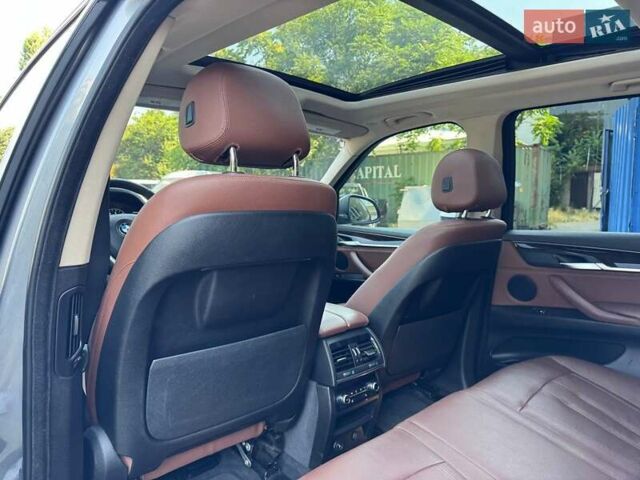 Сірий БМВ Х5, об'ємом двигуна 2 л та пробігом 160 тис. км за 26900 $, фото 12 на Automoto.ua