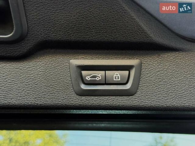 Серый БМВ Х5, объемом двигателя 3 л и пробегом 151 тыс. км за 37800 $, фото 25 на Automoto.ua