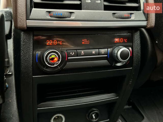 Сірий БМВ Х5, об'ємом двигуна 2.99 л та пробігом 227 тис. км за 23999 $, фото 16 на Automoto.ua