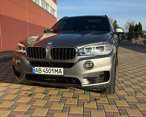 Серый БМВ Х5, объемом двигателя 2 л и пробегом 107 тыс. км за 29999 $, фото 1 на Automoto.ua