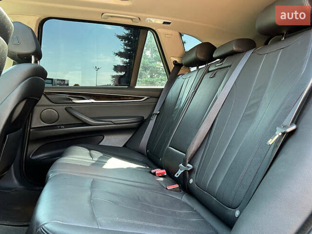 Сірий БМВ Х5, об'ємом двигуна 2.99 л та пробігом 140 тис. км за 26690 $, фото 11 на Automoto.ua