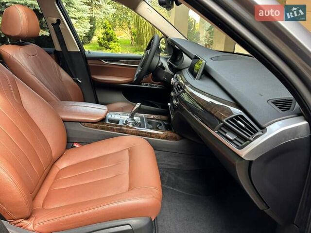 Сірий БМВ Х5, об'ємом двигуна 2 л та пробігом 235 тис. км за 23000 $, фото 13 на Automoto.ua