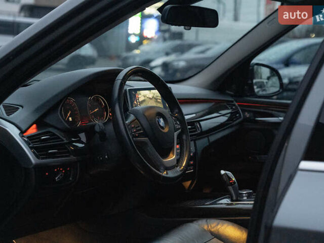 Сірий БМВ Х5, об'ємом двигуна 2.98 л та пробігом 208 тис. км за 21900 $, фото 23 на Automoto.ua