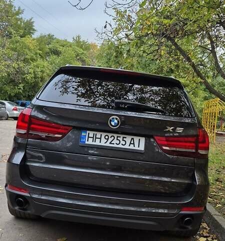 Серый БМВ Х5, объемом двигателя 3 л и пробегом 252 тыс. км за 21900 $, фото 14 на Automoto.ua