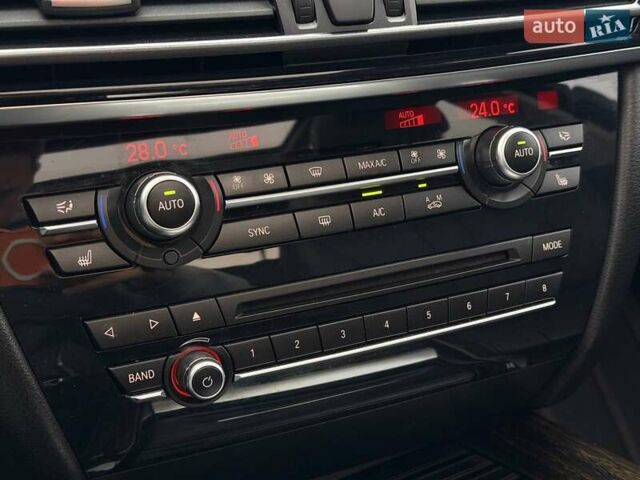 Серый БМВ Х5, объемом двигателя 2.98 л и пробегом 148 тыс. км за 25000 $, фото 54 на Automoto.ua