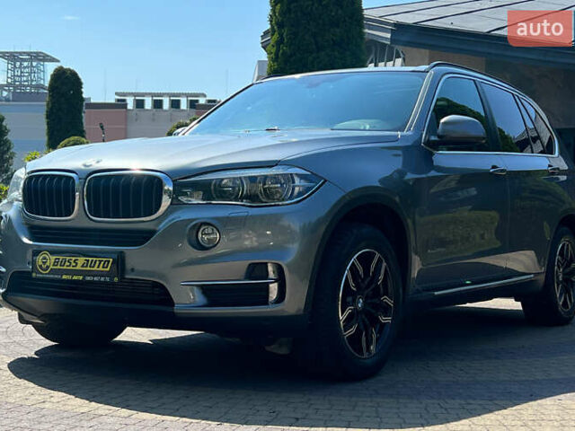 Сірий БМВ Х5, об'ємом двигуна 2.99 л та пробігом 140 тис. км за 26690 $, фото 2 на Automoto.ua