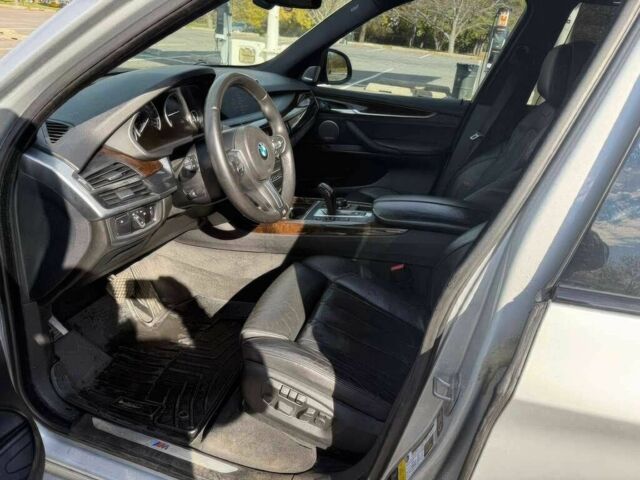 Серый БМВ Х5, объемом двигателя 3 л и пробегом 80 тыс. км за 13000 $, фото 6 на Automoto.ua