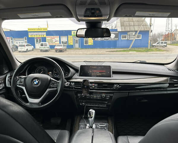 Сірий БМВ Х5, об'ємом двигуна 2.99 л та пробігом 260 тис. км за 31999 $, фото 16 на Automoto.ua