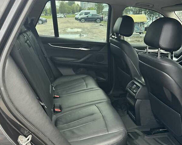 Сірий БМВ Х5, об'ємом двигуна 2 л та пробігом 150 тис. км за 23700 $, фото 10 на Automoto.ua