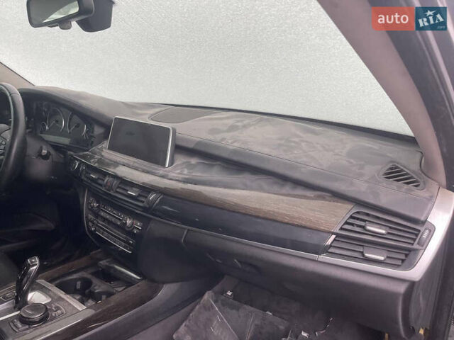 Серый БМВ Х5, объемом двигателя 4.4 л и пробегом 88 тыс. км за 19000 $, фото 5 на Automoto.ua