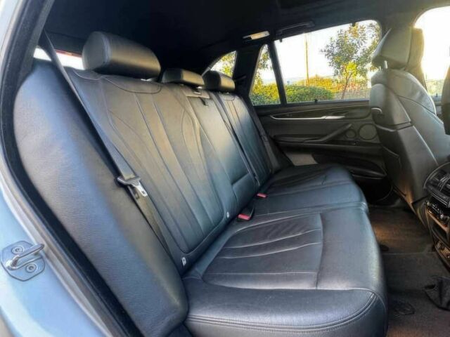 Серый БМВ Х5, объемом двигателя 4.4 л и пробегом 79 тыс. км за 9800 $, фото 9 на Automoto.ua