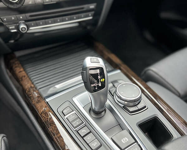 Серый БМВ Х5, объемом двигателя 2.98 л и пробегом 150 тыс. км за 24500 $, фото 17 на Automoto.ua