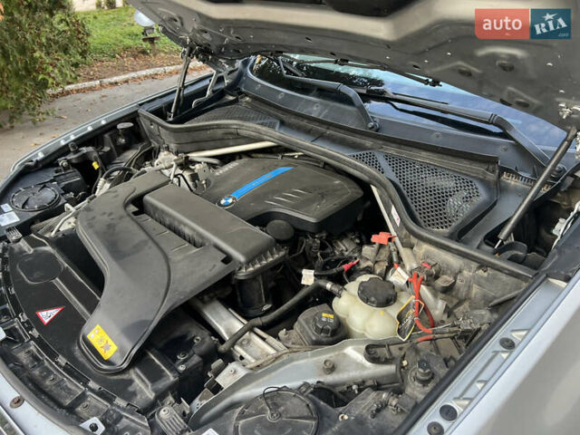 Серый БМВ Х5, объемом двигателя 2 л и пробегом 85 тыс. км за 29500 $, фото 31 на Automoto.ua