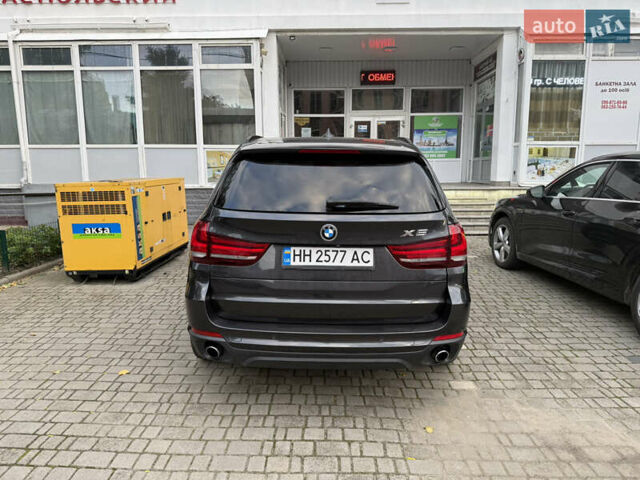Серый БМВ Х5, объемом двигателя 3 л и пробегом 138 тыс. км за 23000 $, фото 2 на Automoto.ua