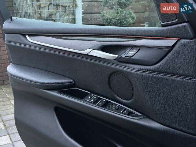 Серый БМВ Х5, объемом двигателя 3 л и пробегом 198 тыс. км за 25999 $, фото 55 на Automoto.ua