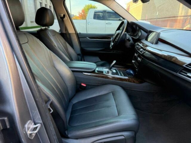 Сірий БМВ Х5, об'ємом двигуна 3 л та пробігом 75 тис. км за 19700 $, фото 9 на Automoto.ua