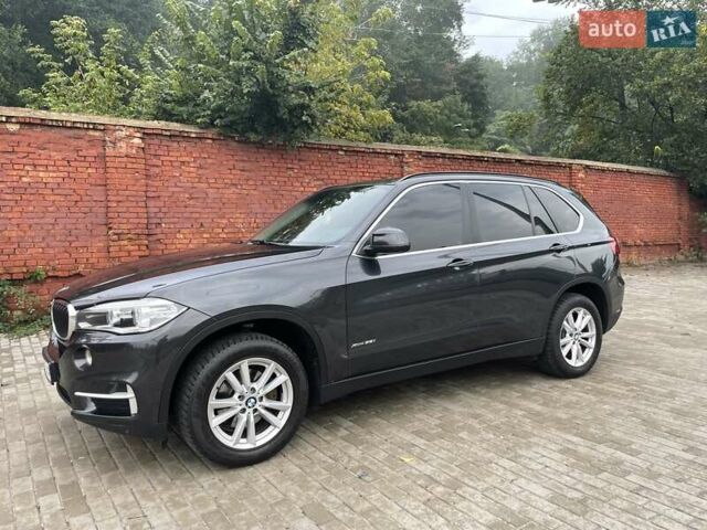 Серый БМВ Х5, объемом двигателя 3 л и пробегом 222 тыс. км за 31500 $, фото 1 на Automoto.ua