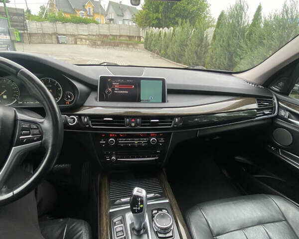 Серый БМВ Х5, объемом двигателя 2.98 л и пробегом 208 тыс. км за 21800 $, фото 40 на Automoto.ua