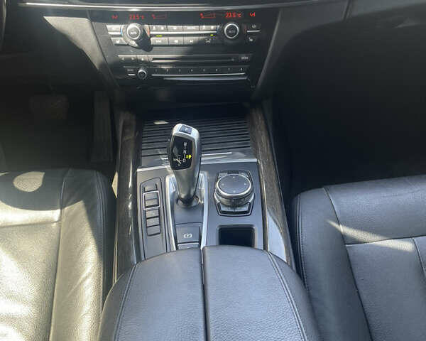 Серый БМВ Х5, объемом двигателя 3 л и пробегом 166 тыс. км за 24500 $, фото 10 на Automoto.ua