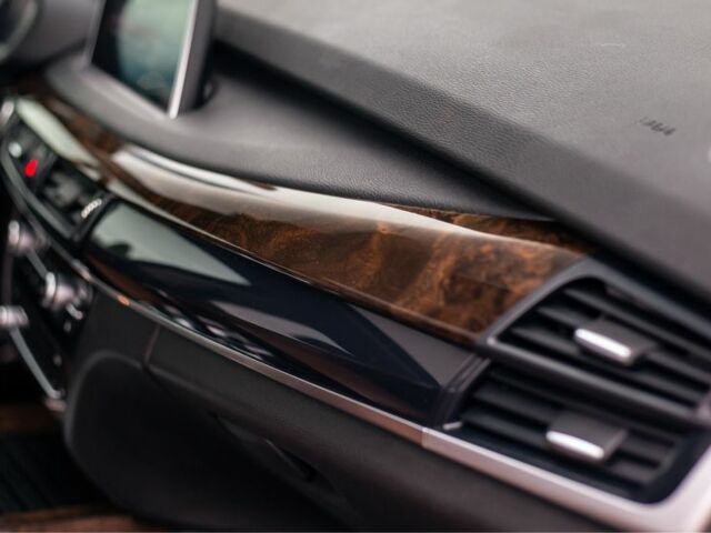 Серый БМВ Х5, объемом двигателя 2 л и пробегом 66 тыс. км за 34500 $, фото 11 на Automoto.ua