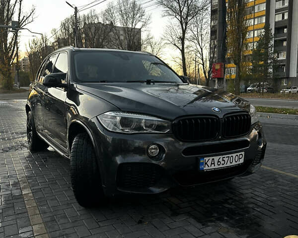 Серый БМВ Х5, объемом двигателя 2.98 л и пробегом 199 тыс. км за 24200 $, фото 2 на Automoto.ua