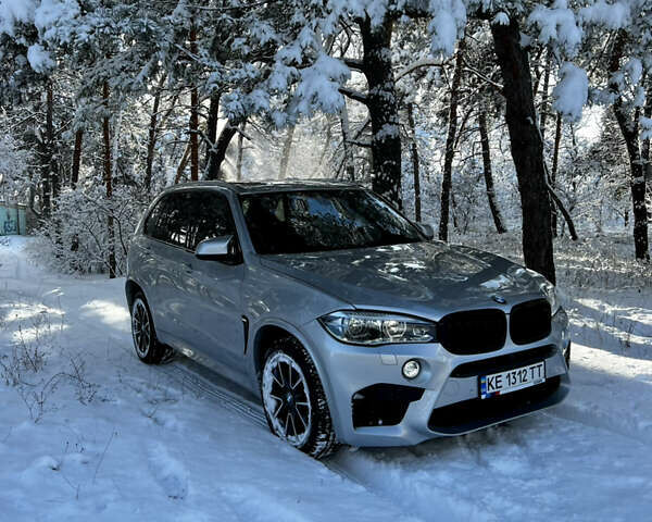 Серый БМВ Х5, объемом двигателя 3 л и пробегом 93 тыс. км за 34000 $, фото 15 на Automoto.ua
